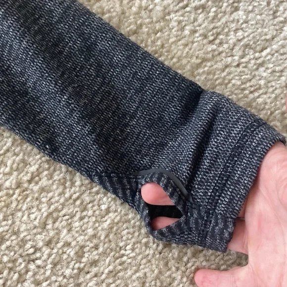 Lululemon Athletica Long Sleeve Pullover - Picture 5 of 9